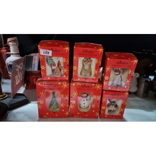 421 - Aynsley Christmas Collection ornaments, set of six, feature festive designs in original packaging. E... 