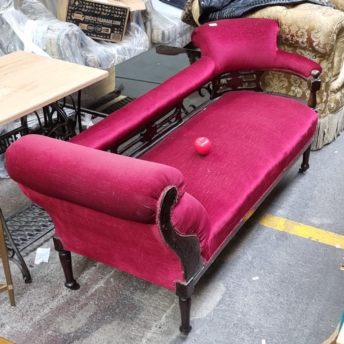 652 - A Edwardian Chaise Longue sofa with Chinese inspired mahogany frame. Upholstered in rich red velvet ... 