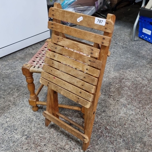 1267 - A wooden folding chairs a vintage stool with woven top.
Previous in auction on 14.11.24 with Lot no.... 