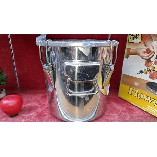 1311 - Vevor stainless steel essential oil distiller with Letra Craft Flower-Dry-Art kit. Complete preserva... 