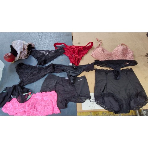 299 - A large box containing a selection of Women's clean lingerie. €100s of euros in value. If you're loo... 