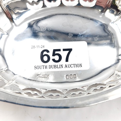 657 - A super Irish sterling silver footed ring dish, dated 1971, hallmarked Dublin. Total weight - 83.5 g... 