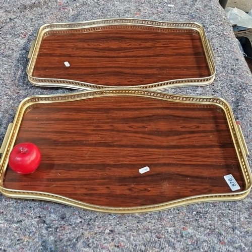 1398 - Pair of vintage faux wood and brass serving trays with ornate edging. Classic mid-century design. Pr... 