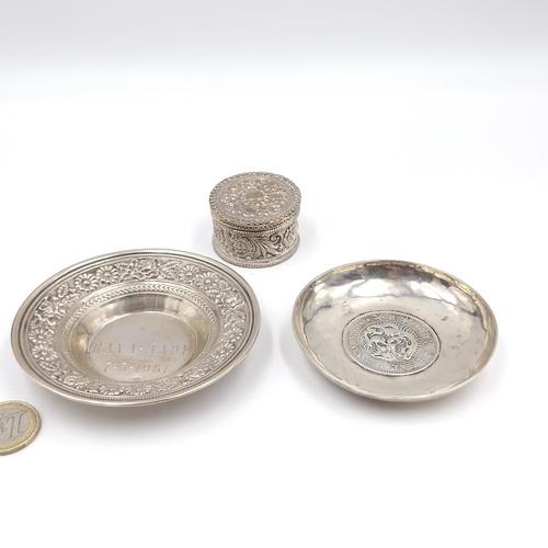 38 - A collection of 3 continental silver items. One inscribed Raya-Jade 7-5-1987 800, a pin dish with co... 