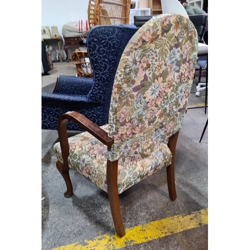 427 - A lovely 1930s vintage bentwood armchair with wooden frame with lovely botanical fabric. Really nice... 