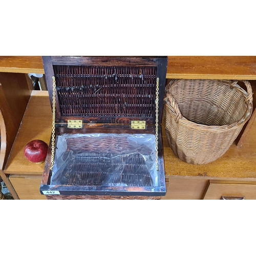 442 - Includes a lidded storage box and handled basket, showcasing rustic charm.