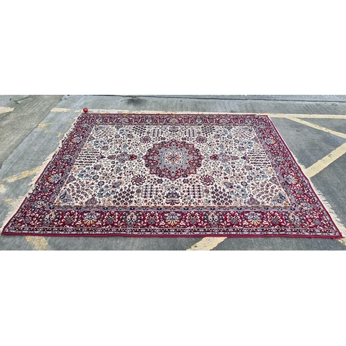 947 - Star lot : A lovely full room size rug. With dark red on a cream ground. Traditional style. 
MM: 200... 