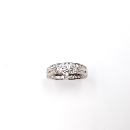 980 - Super Star Lot : A Fabulous very bright  three stone diamond ring set with diamond mount. With over ... 