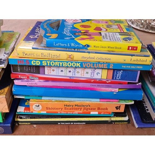 1083 - Mixed lot of kids books, approximately 20 items. Features include pop-up globe book and story collec... 