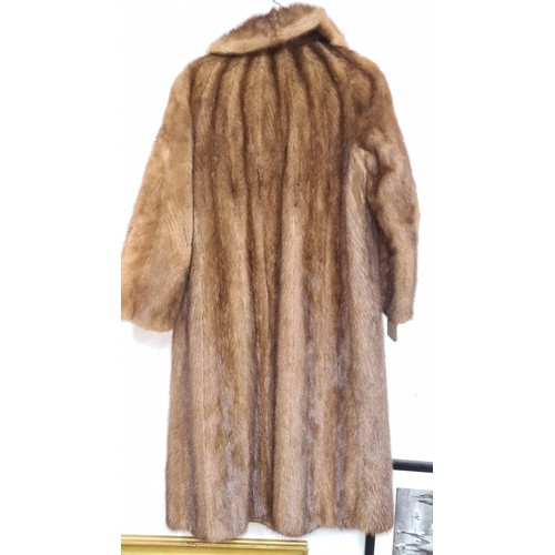 902 - Star Lot: A beautiful vintage David Vard Grafton st. full length genuine fur coat. Fur is in lovely ... 