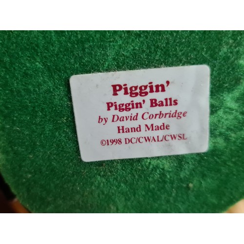 726 - Four super cheerful collectable  'Piggin' figurines including Piggin' Picnic, Piggin Load of Rubbish... 