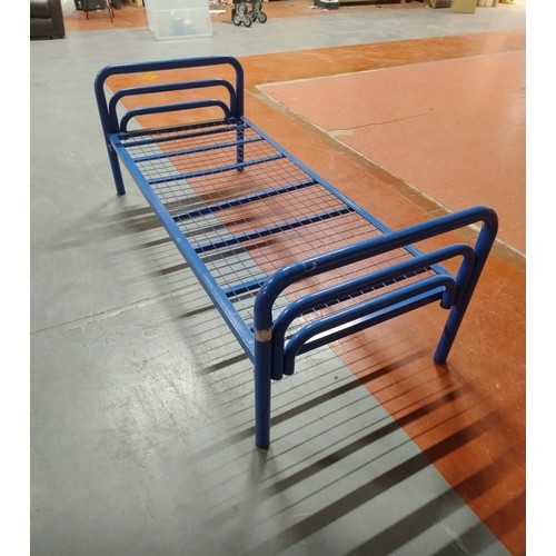 1162 - A pair of  Commercial quality metal single bed. In Blue comes in 3 parts for easy transport. (biddin... 