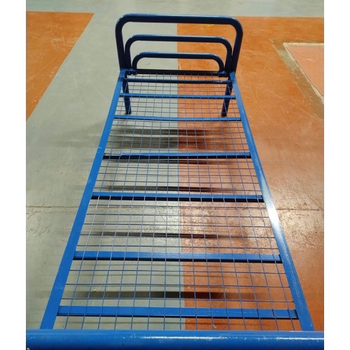 1162 - A pair of  Commercial quality metal single bed. In Blue comes in 3 parts for easy transport. (biddin... 