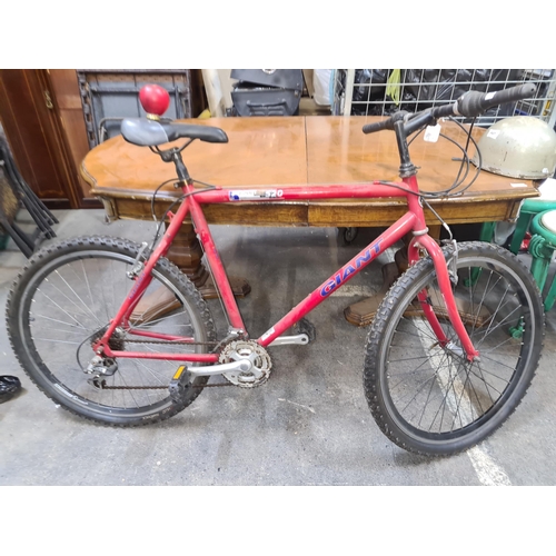 1072 - A GIANT boulder 250 bike. Similar RRP $300.00 via bikeworks.org
Previous in auction on 24.12.24 with... 