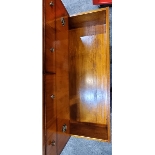 948 - Star Lot : A wonderful 6 drawer red Mahogany chest . Features tapered legs and six drawers  with bra... 