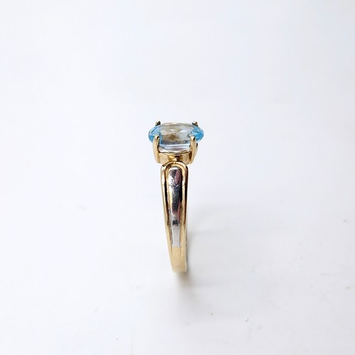 2 - Star Lot : A very pretty Aquamarine  nine carat gold  ring. Size - L. Weight - 1.42 grams.