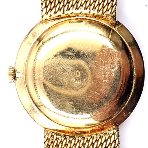 7 - Super Star Lot:
A beautiful Jaeger-LeCoultre manual wind gents' watch with an 18ct gold mesh strap. ... 