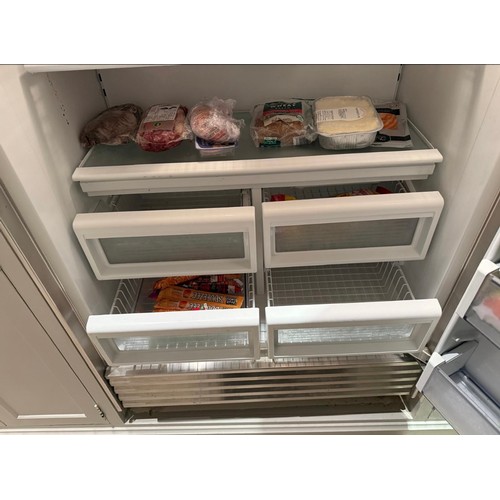 25 - Super Star Lot : A Wolf  Sub Zero 601F standalone freezer. The very best of the best with easy layou... 