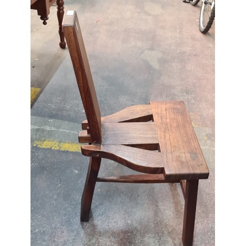 354 - Star Lot : A very good example of an Antique Elm Sligo chair. Lovely line and in super condition. On... 