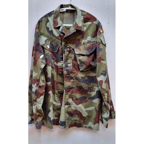 331 - A Seyntex 2001 Irish Defence Force camouflage shirt. Size medium.