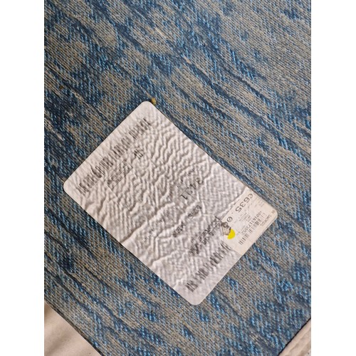 442 - A contemporary Wool designer Rug price on the back €635. MM: 170cm X 240cm