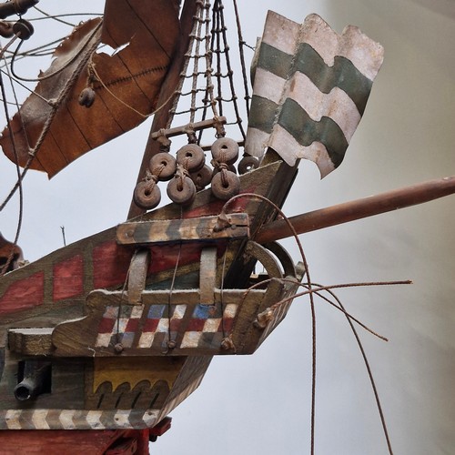 457 - A fabulous highly detailed wooden sculpture of The Golden Bind ship, captained by Francis Drake in h... 