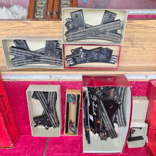 316 - A large collection of vintage Trik Twin Railway and Hornby Trains model railway parts includes track... 