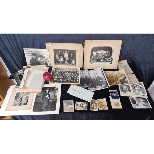 786 - A fantastic selection of antique photography's dating to the early 20th Century including military, ... 