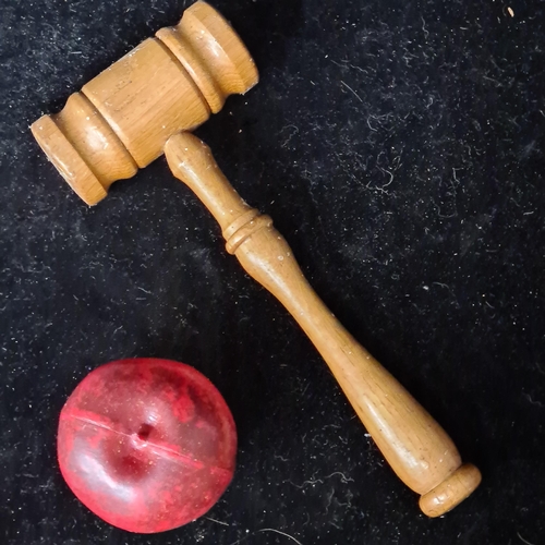 826 - A  vintage wooden auctioneers gavel.