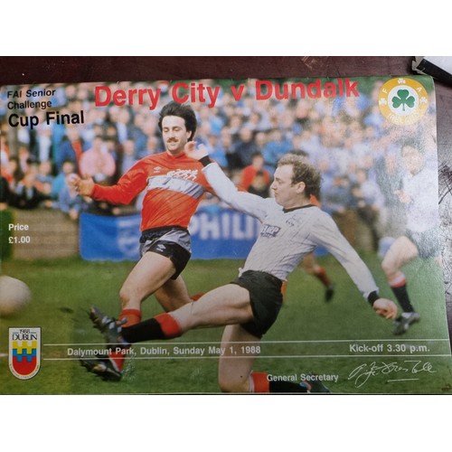 471 - A collection of football memorabilia including issues of 'Hoops Scene', Shamrock Rovers 2008 calenda... 