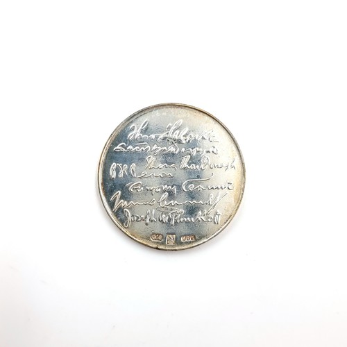 1 - Star Lot : A rare Irish encapsulated 33 gm Silver medal commemorating the Irish Easter rising (1916 ... 