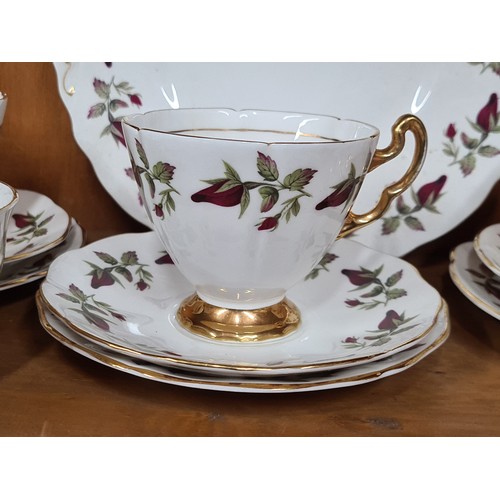 739 - A 21 piece Royal Imperial China set including cups, saucers, side plates, milk jug and sugar bowl. A... 