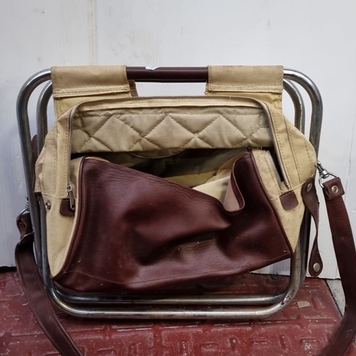 401 - Vintage portable fishing bag with integrated folding seat, made of canvas and vinyl leather. Lot als... 