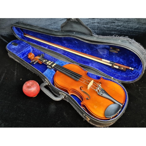 122 - A Yamada 1/2 size Violin, bow and case. Model no. 200. In good order.