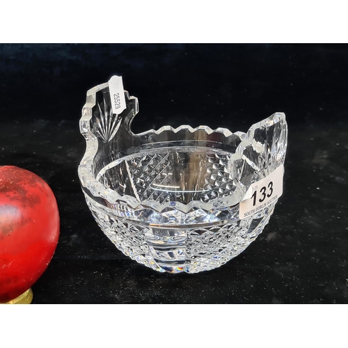 133 - A fabulous Waterford Crystal butter dish in the Master cutter Hibernia pattern. In good condition wi... 