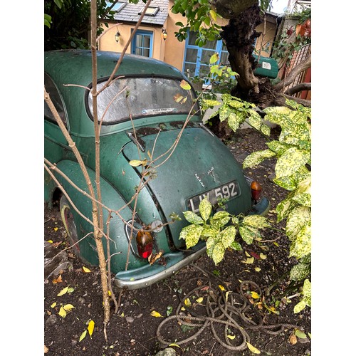 129 - A vintage Morris Minor Motor car. This is from the large house clearance we are doing at Woodley Par... 