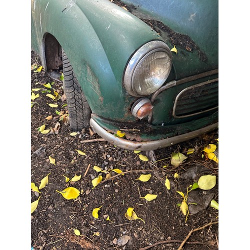 129 - A vintage Morris Minor Motor car. This is from the large house clearance we are doing at Woodley Par... 