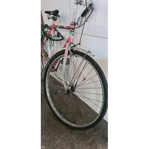 721 - A vintage ladies Concorde bike. Would make a great restoration project. Comps price for Concorde bik... 