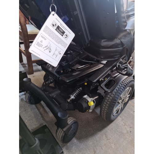 944 - Star lot :A Pride mobility Quantum tilt & recline wheelchair. Similar model RRP £5,486.95 via There ... 