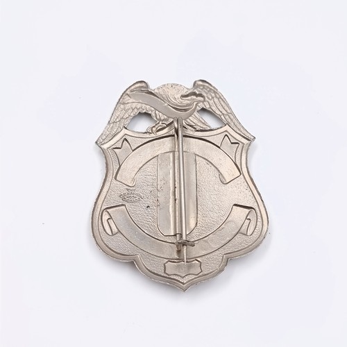 615 - An original heavy very good quality  WWII Navy Pier Chicago police petty officer badge. Item comes w... 