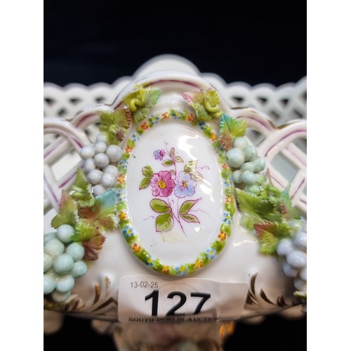 127 - Star Lot : A fantastic early 20th Century Meissen style work basket, featuring beautiful hand painte... 