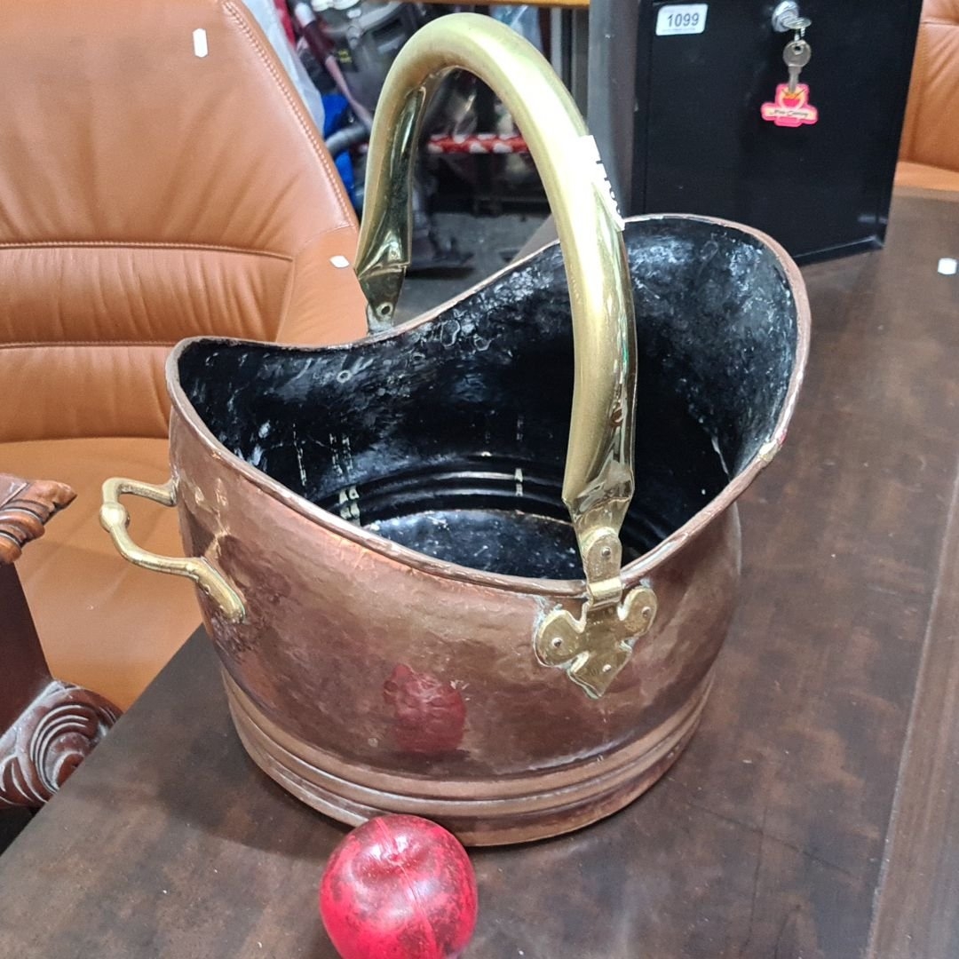 Antique Victorian copper and brass coal scuttle, hand-hammered with a ...
