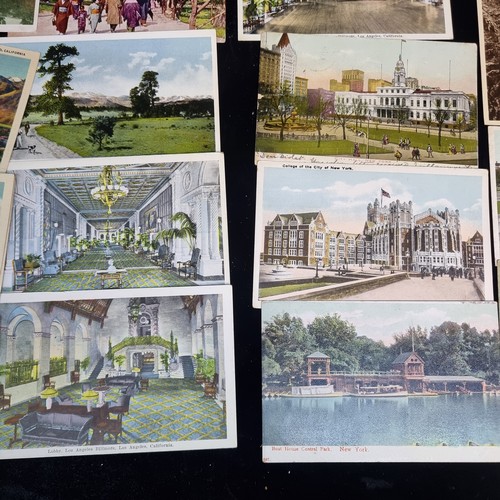 148 - Star Lot : A fabulous very very large quantity of vintage and antique postcards. Very collectible. 1... 