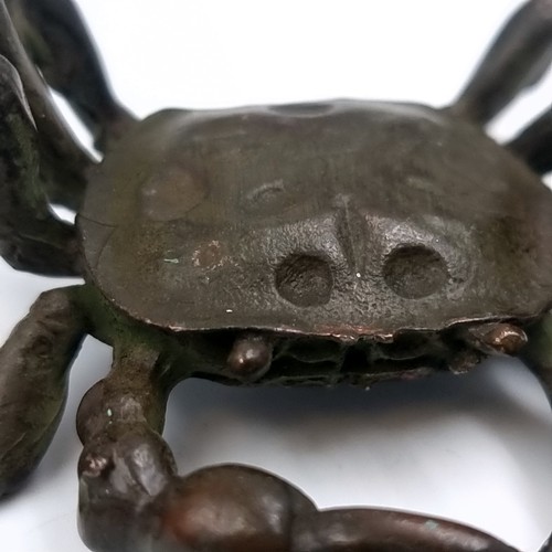 564 - Star Lot : A heavy vintage Japanese bronze crab figure with faint foundry marks. Dimensions: 6.5 x 6... 