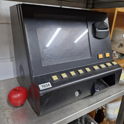 1034 - Star Lot : A fully working counter top coin operated casino poker machine with three pin plug and or... 