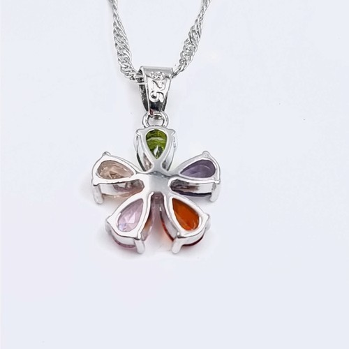 16 - A pretty vari hue pendant necklace with peridot, amethyst, garnet, citrine etc chain marked 925. Len... 