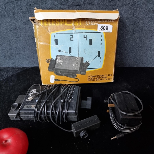 809 - A Vintage original  1970's Telesport branded Home TV Game. Model T - 900.