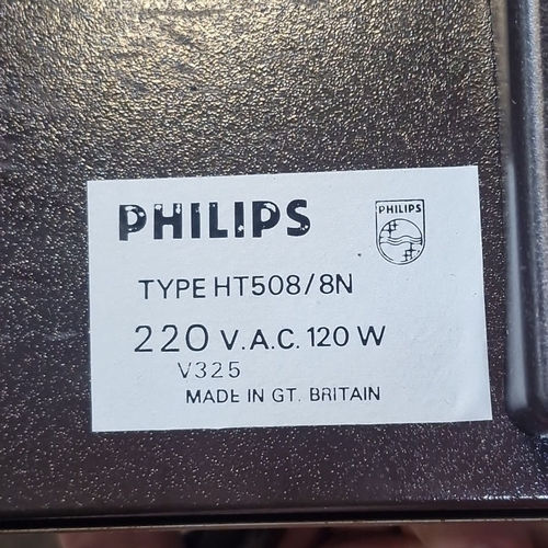 944 - Philips electric serving tray with ceramic dish, model HT508/8N, 220 V.A.C., 120 W, made in Great Br... 