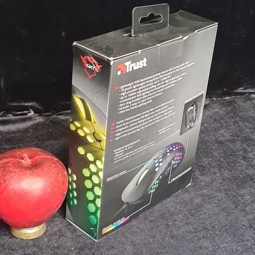 121 - Trust GXT 960 Graphin Lightweight Mouse, RGB illuminated with honeycomb shell, 16.8M colors, 10,000 ... 