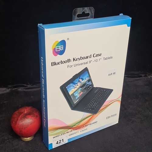 127 - Bluetooth Keyboard Case, model EB-P005, wireless Bluetooth 3.0, QWERTY layout. RRP €49.95
PREVIOUSLY... 